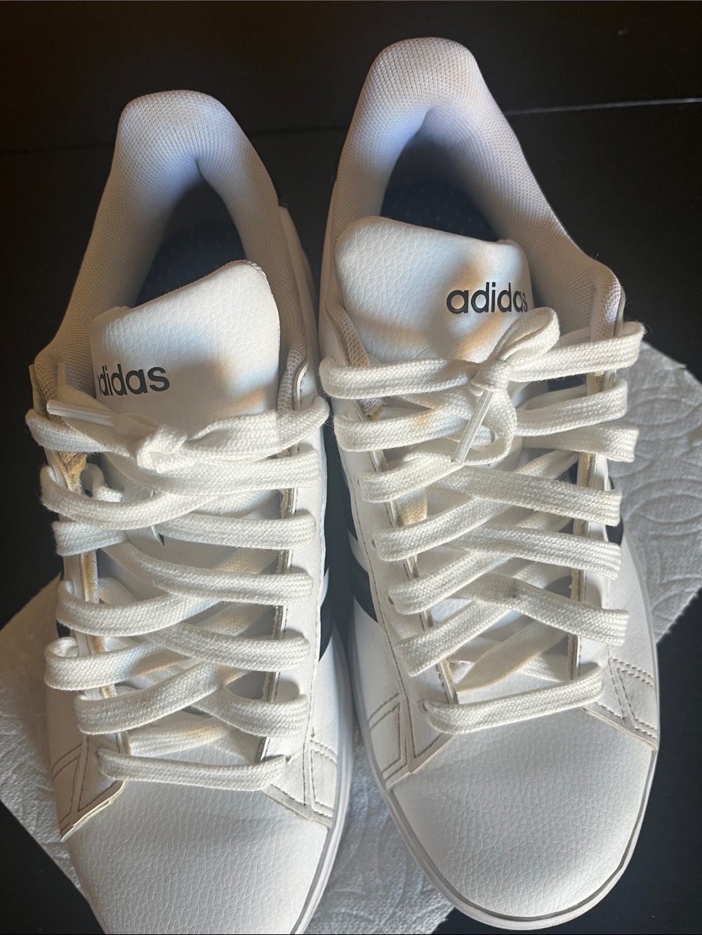 adidas White Sneakers with Black Stripes Low-Top - Picture 4 of 5
